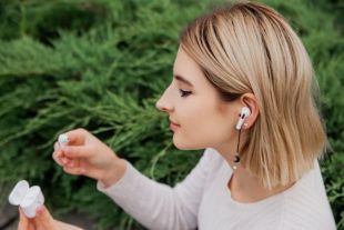 Bluetooth-гарнітура 4you INDUS white (BT 5.3, Гарантія 12міс, РРЦ - 672г) - СМАЧНА ЦІНА!